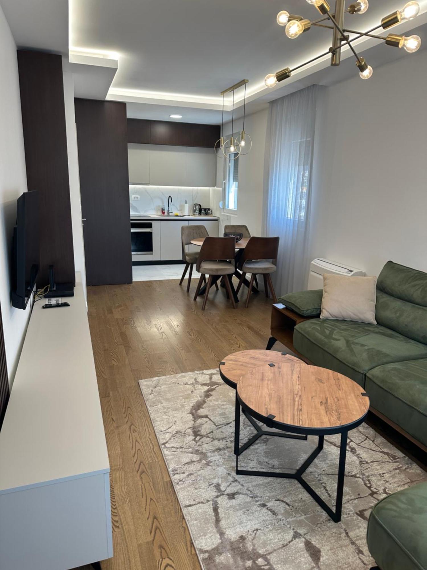 Luxury Apartments D&B Podgorica Buitenkant foto